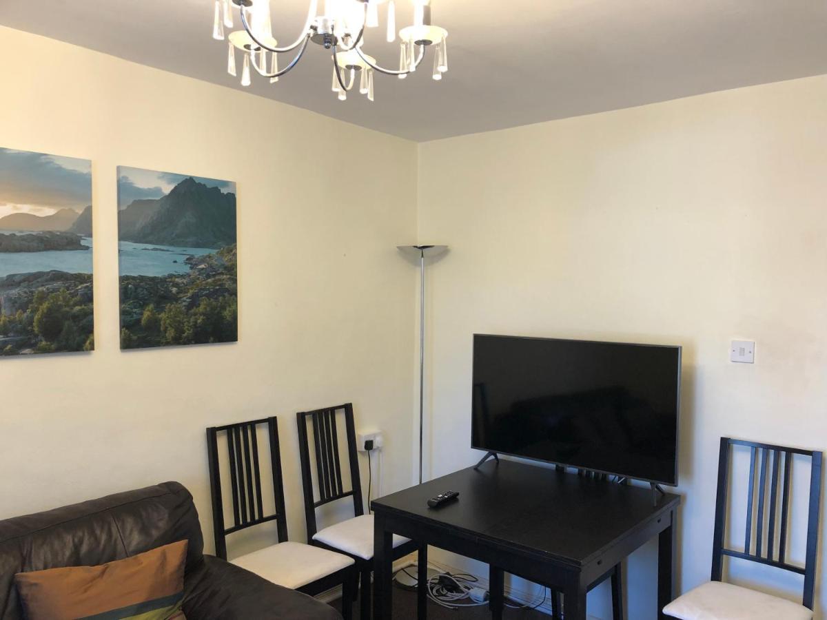 Lovely One Bed Apartment To Rent London Eksteriør billede