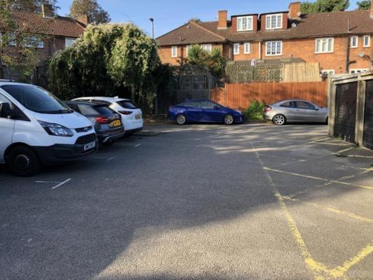 Lovely One Bed Apartment To Rent London Eksteriør billede