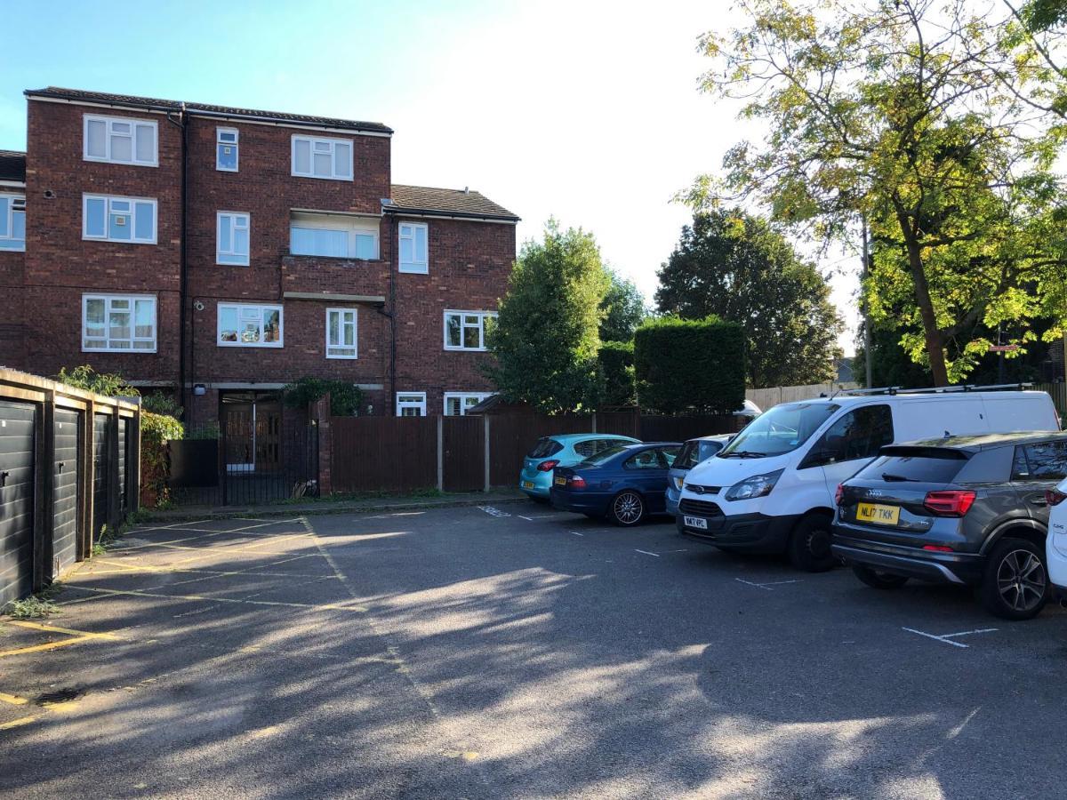 Lovely One Bed Apartment To Rent London Eksteriør billede